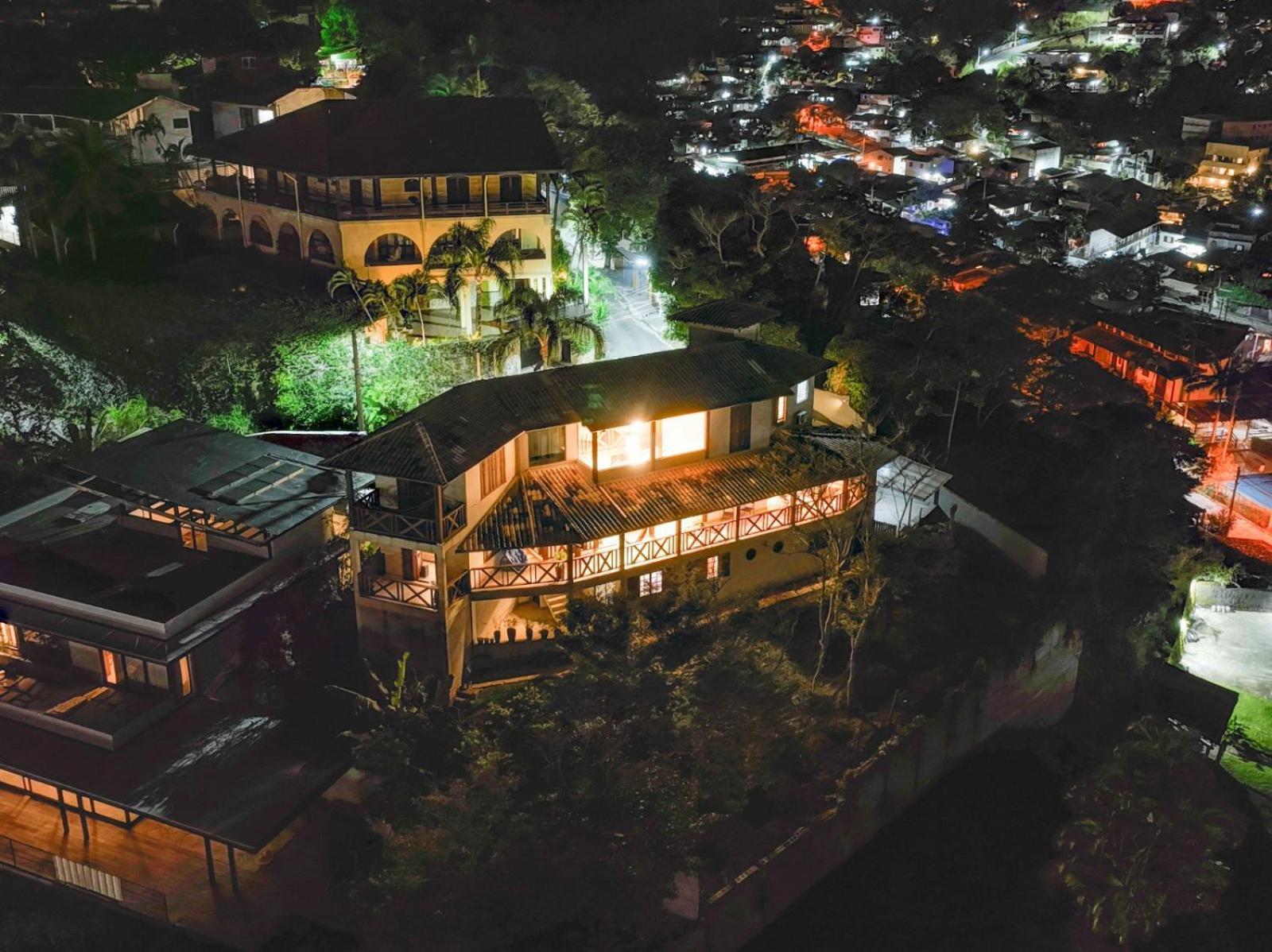 A Casa Bella - Guesthouse Ilhabela Exterior foto
